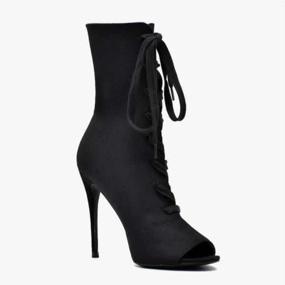 Steve Madden Shoes - Steve Madden Shannon Lace Up Peep Toe Sock Bootie